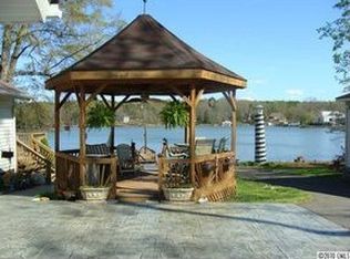 4515 River Oaks Rd, Lake Wylie, SC 29710