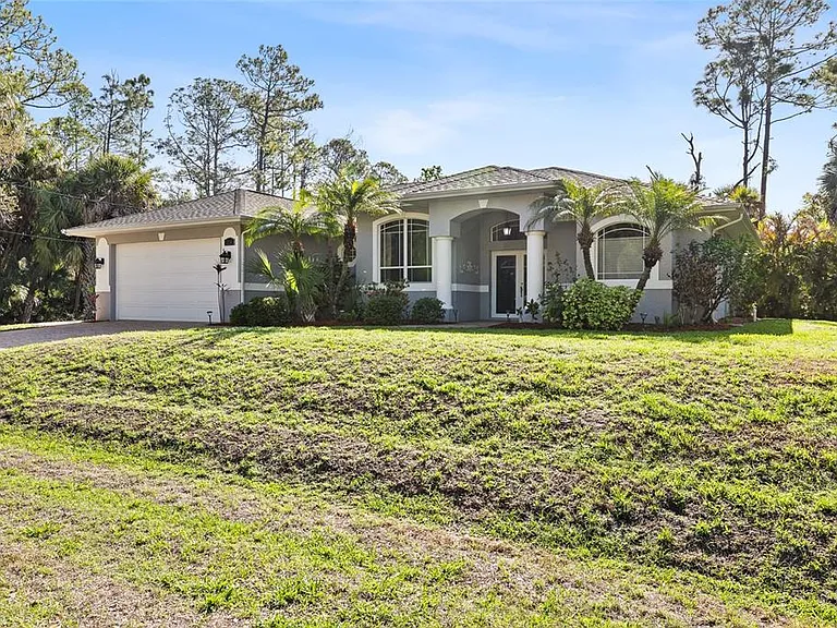 3730 Crandon Rd — Photo 40