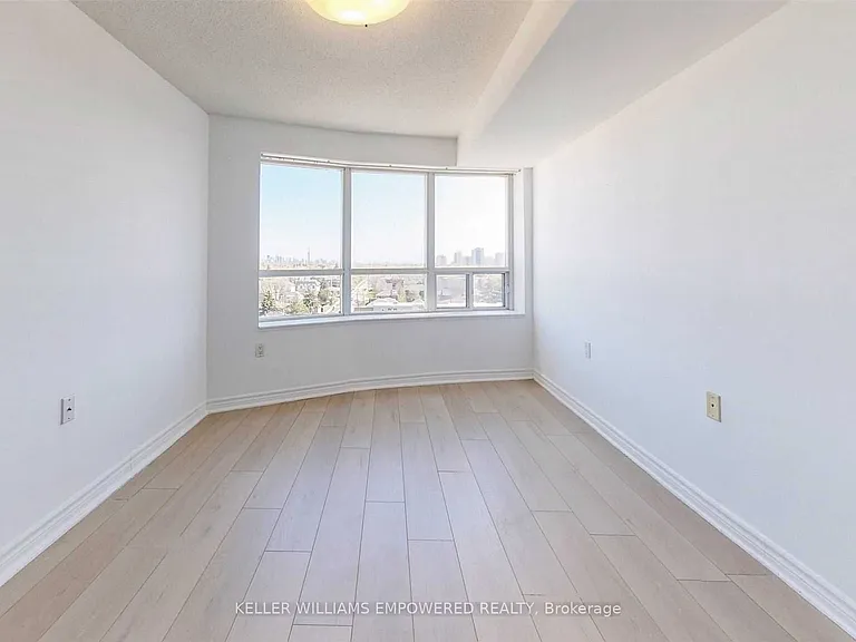 650 Lawrence Ave W #915 — Photo 8