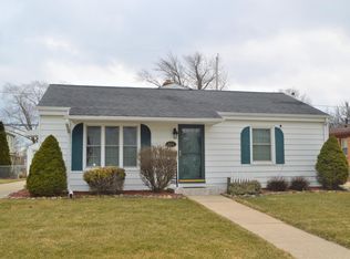 913 Willmor St, Racine, WI 53402
