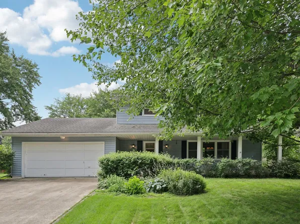 149 Lake Shore Ter, Beaver Dam, WI 53916