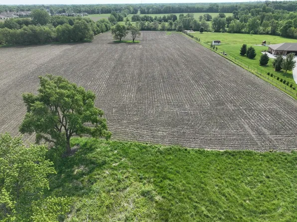 4378 N Taylor Ave, Decatur, IL 62526