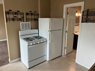 726 Oliver St APT 4, North Tonawanda, NY 14120