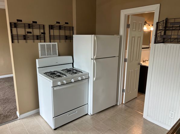 726 Oliver St APT 4
