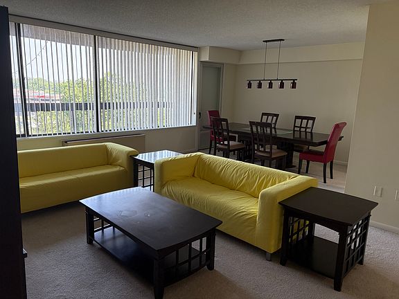 4th image of 3703 S George Mason Dr #706N