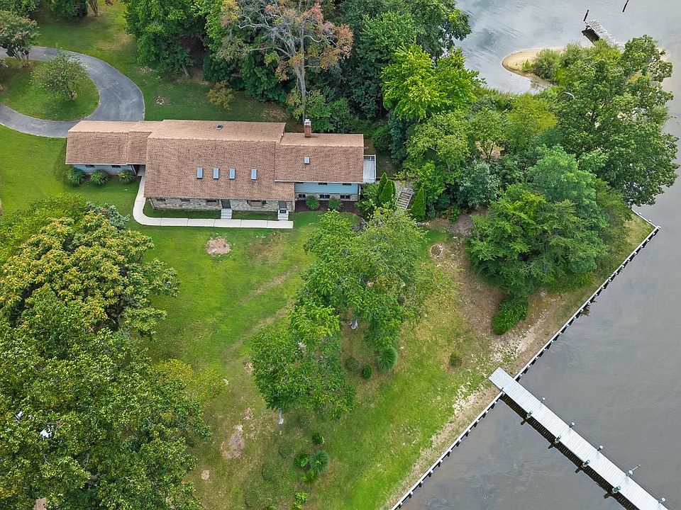 1st image of 1592 Marco Dr