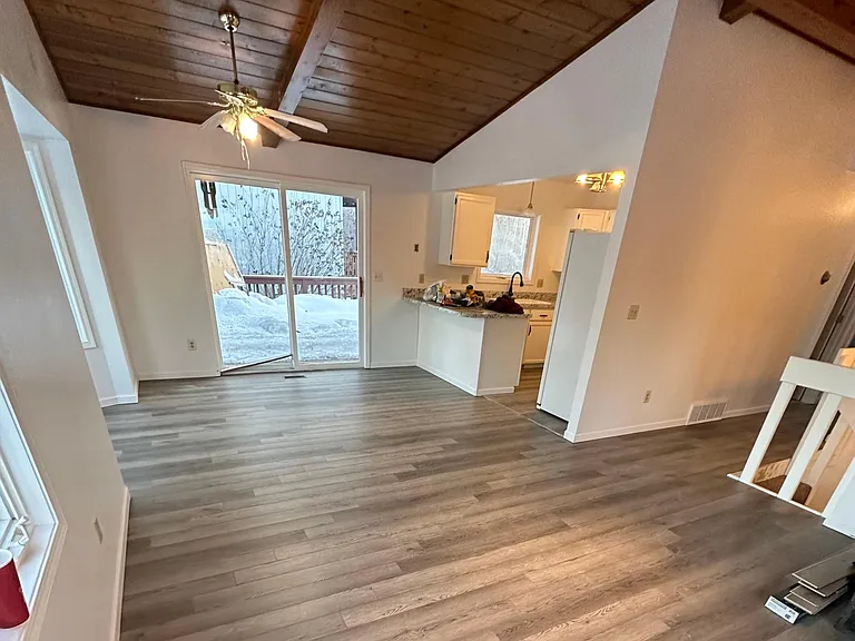 2100 Colony Loop — Photo 6