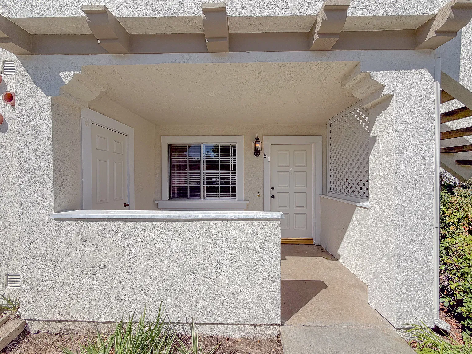 2 bed, 737 sqft, $2,650 — Photo 3