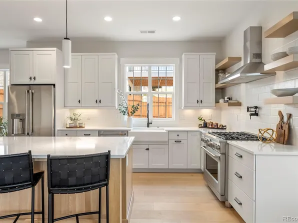 8387 W 68th Lane, Arvada, CO 80004
