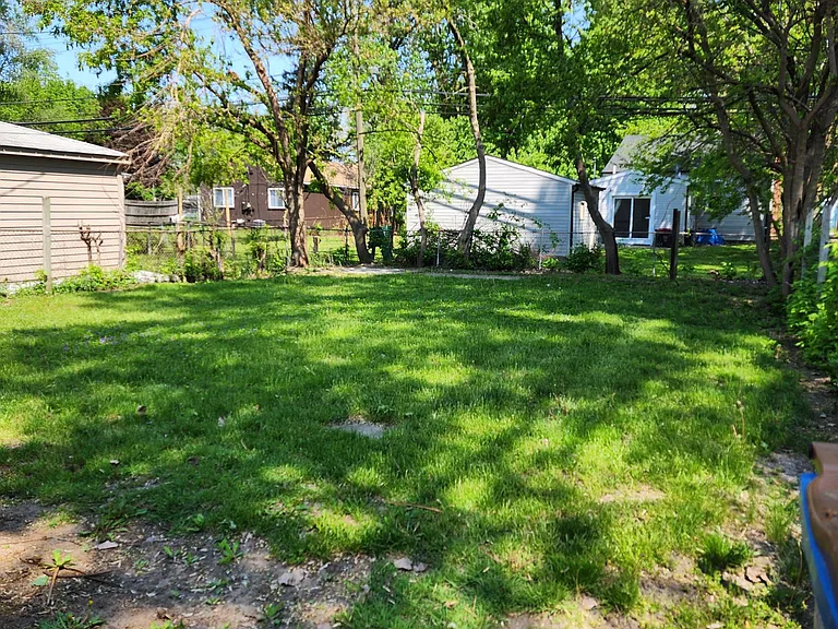 2401 Waltz Ave — Photo 19