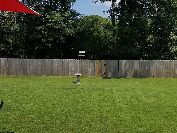 4th image of 252 Piper Dr