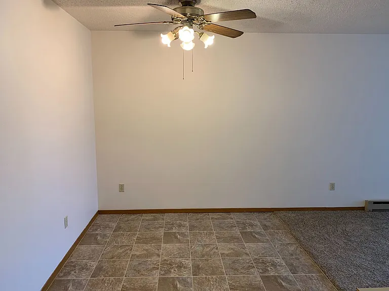Gatewood Apartments — Photo 52