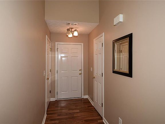 3rd image of 234 Weatherstone Pointe Dr