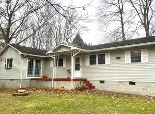 20376 Midland Trl, Ansted, WV 25812