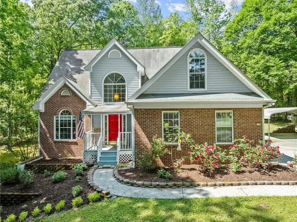 2110 Oakpointe Ct, Buford, GA 30519