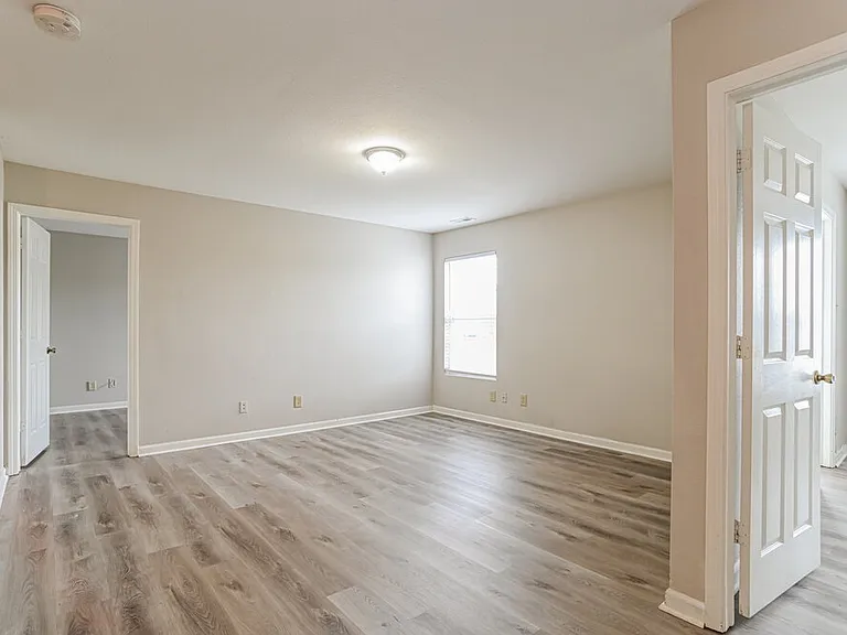 1528 Bray Dr — Photo 15