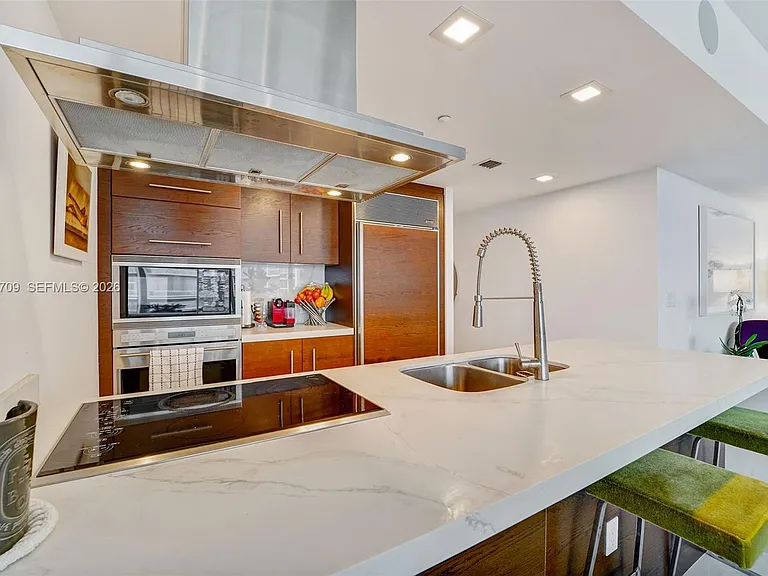 495 Brickell Ave #2804 — Photo 7