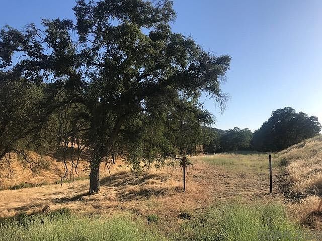 2nd image of 3629 Huckleberry Ln #2620