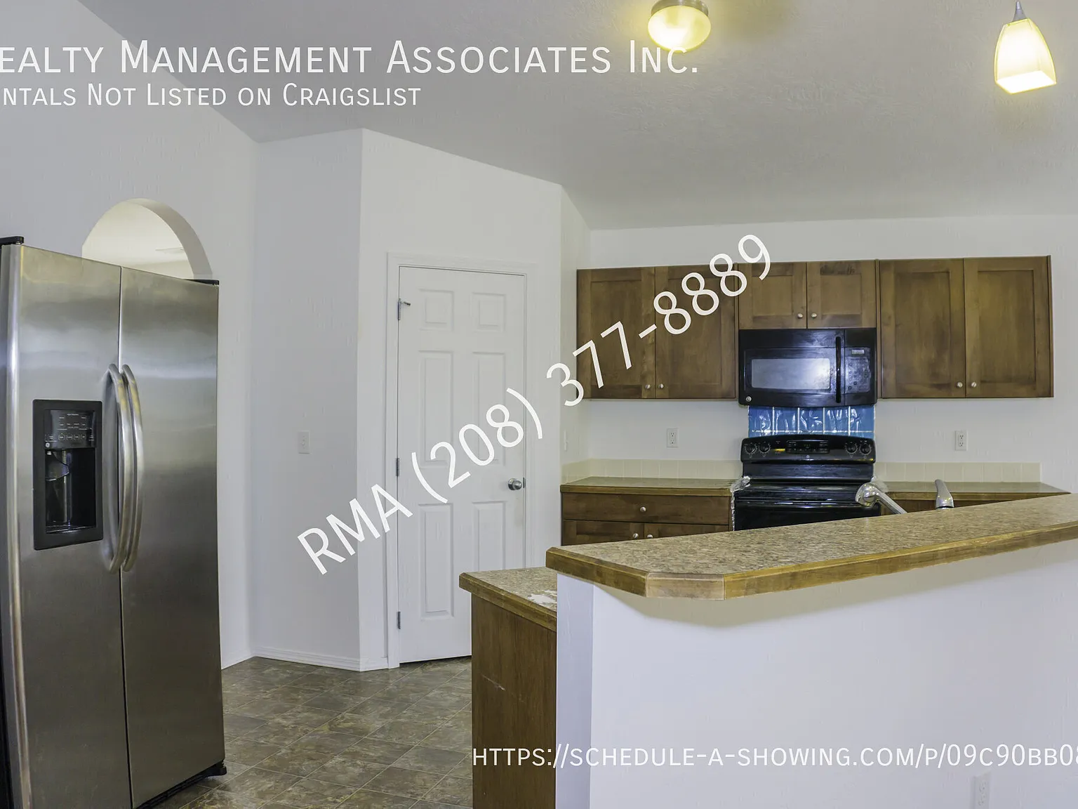 Large Single Family Home in South Boise — Photo 4