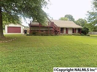 66 Terry Ln, Trinity, AL 35673
