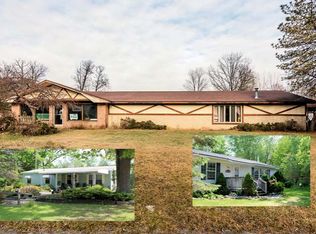 969 E Saginaw Rd, Sanford, MI 48657