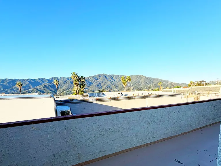 3119 Foothill Blvd #4 — Photo 42