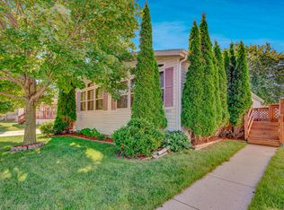 3621 Stone Dr, Sheboygan, WI 53083