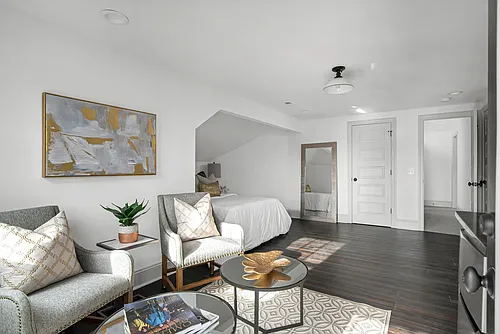 1026 Fairwin Ave #B Photo 1