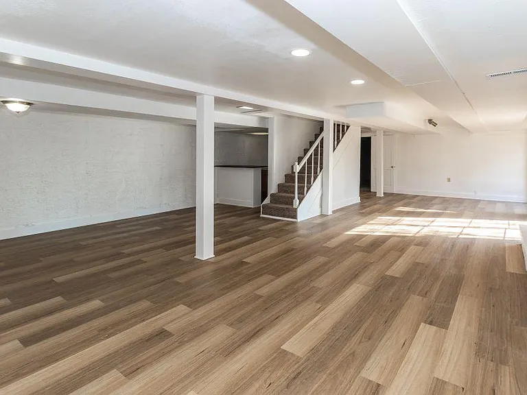 1605 Cool Creek Dr — Photo 22