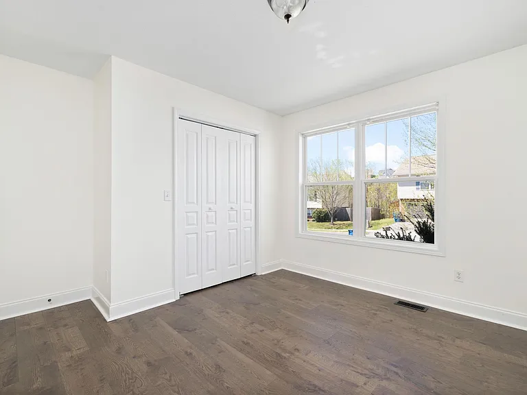 2128 Ida Sue Dr — Photo 5