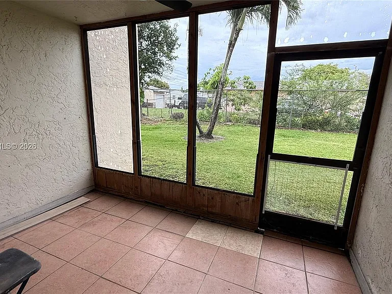 7901 Southgate Blvd #C5 — Photo 8