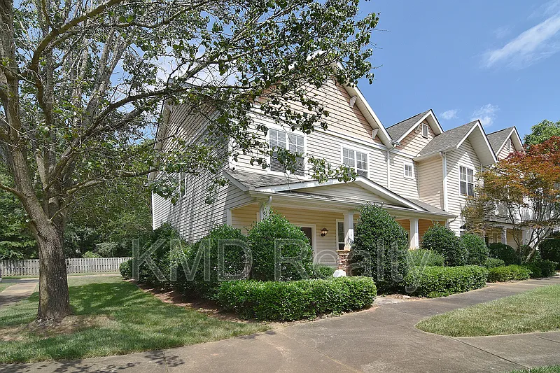 11315 Dundarrach Ln