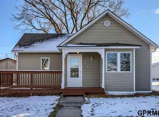 116 N Scott St, Gretna, NE 68028
