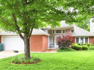 3217 S Springtree Ln W, Sand Springs, OK 74063