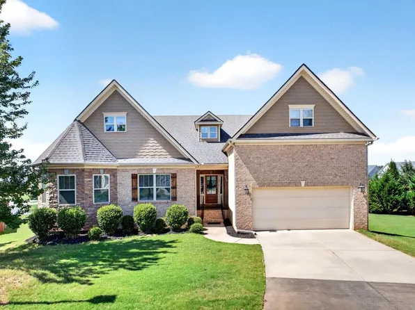 710 Winston Oaks Ct, Simpsonville, SC 29680