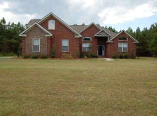 665 Breezybay Ln, Sumter, SC 29150