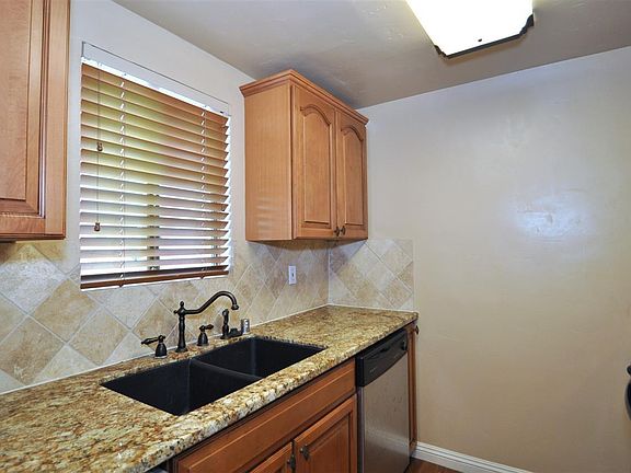 3rd image of 4520 51st St