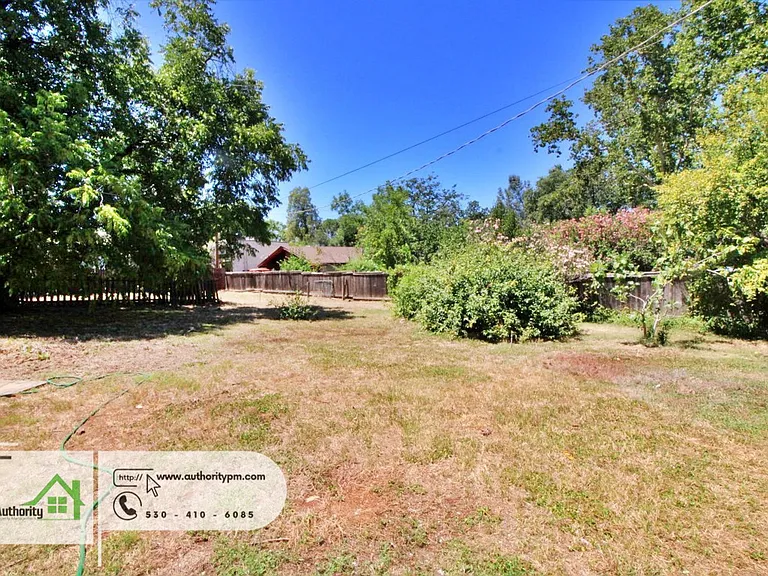 1428 Chestnut St — Photo 25