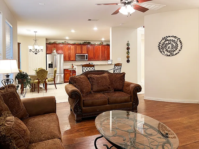1110 Rushmore Dr — Photo 31