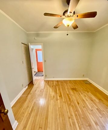 5th image of 3948 26th Ave S