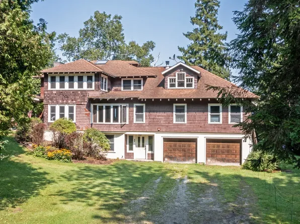 (undisclosed Address), Shelburne, VT 05482