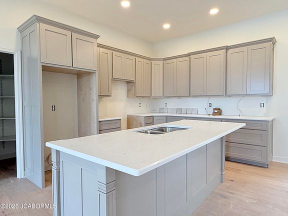 5th image of 803 Sardonyx Dr
