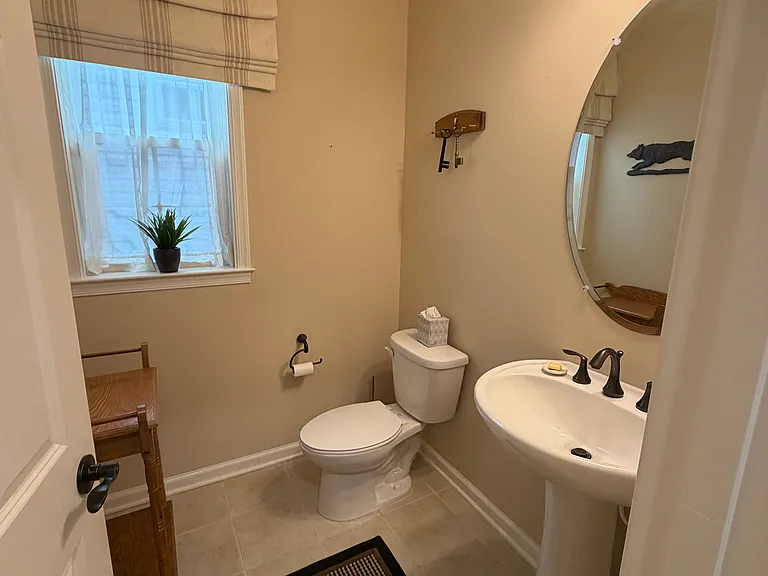 528 Kerry Ct — Photo 15