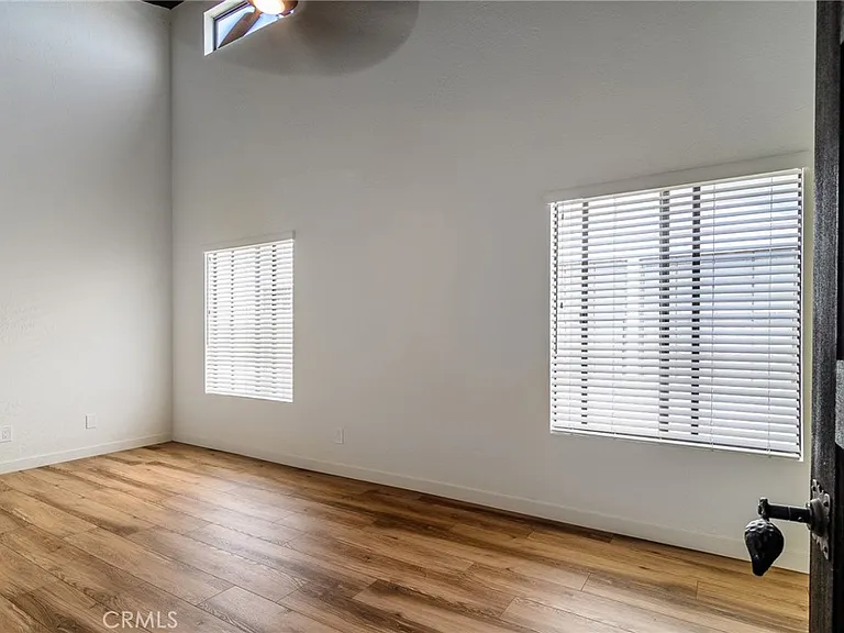 313 Diamond Ave — Photo 24