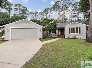 11 Topsail Ct, Savannah, GA 31411