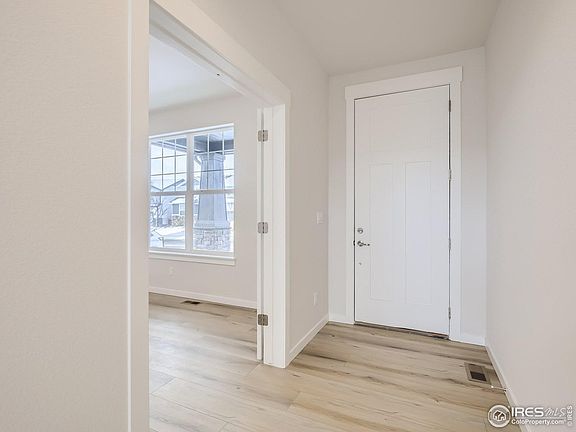 4th image of 2133 Bouquet Dr