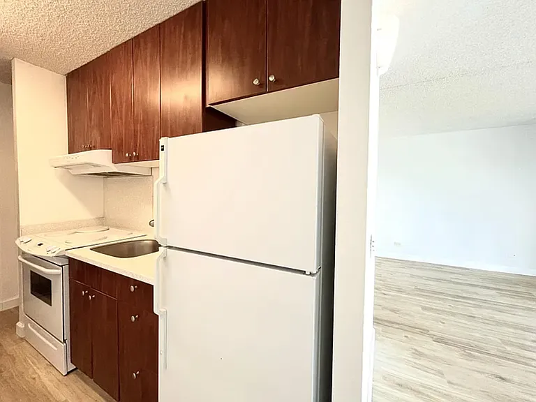 710 Lunalilo St #1206 — Photo 6
