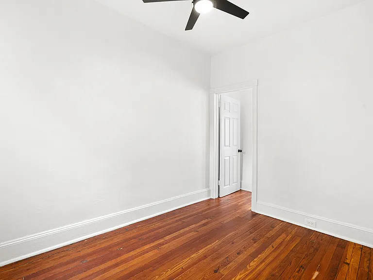 2528 S 63rd St — Photo 17