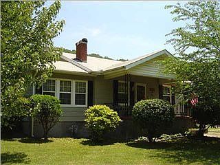 2nd image of 2218 Ashmore Ave