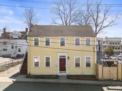 3 Cherry St APT 2, Haverhill, MA, 01830